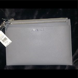 Micheal Kors Large Wristlet